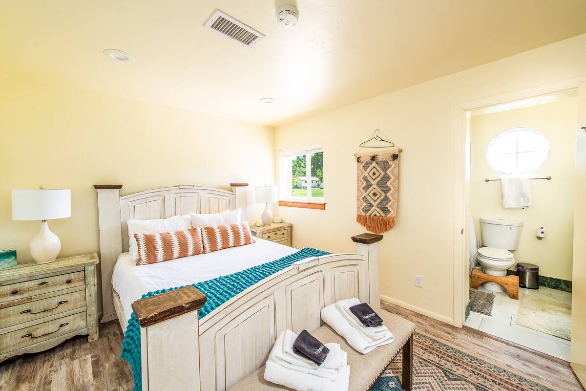 Orchard House Bedroom 1 with En-suite